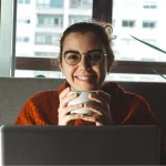 اتجاهات ديكور المنزل لعام 2024: إنشاء مساحة أنيقة ومريحة